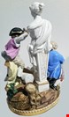  مجسمه دکوری چینی آنتیک قدیمی مایسن آلمان Meissener Figuren Putten mit Schwung Modell G 32 von Acier  hergestellt um 1920
