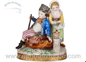  مجسمه دکوری چینی زوج جوان Sitzendorf Porcelain Group of a Young Couple