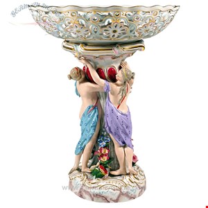 مجسمه دست ساز دکوری چینی آنتیک قدیمی Meissen Splendour Centerpiece with Three Graces Supporting Bowl  Kaendler c 1860